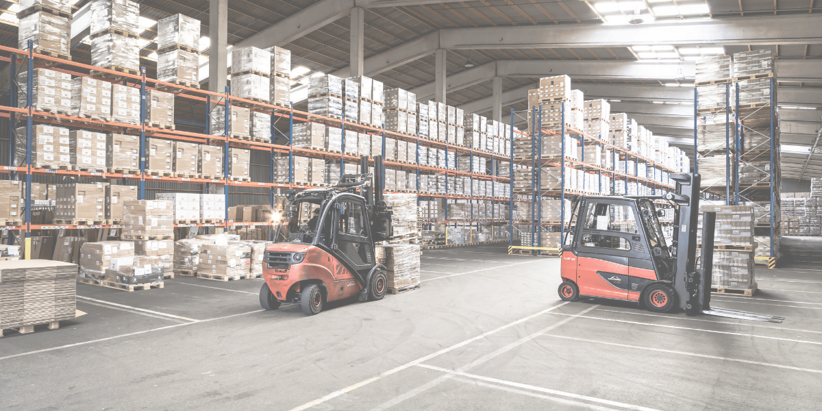 Lagerlogistik in einem Industriebetrieb